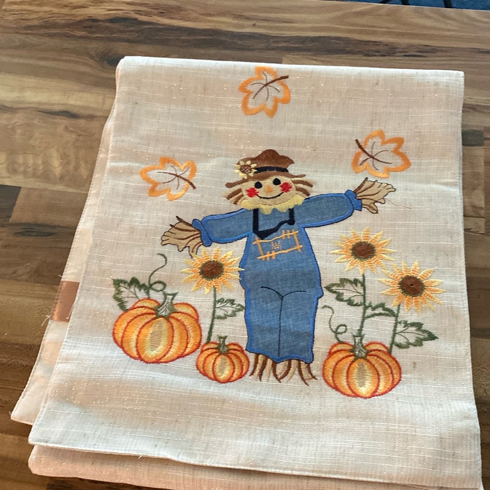 Fall table runner